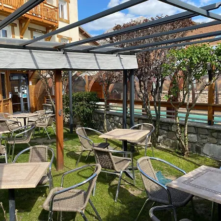 Hotel Les Autanes Spa-balneotherapie & Restaurant 4*